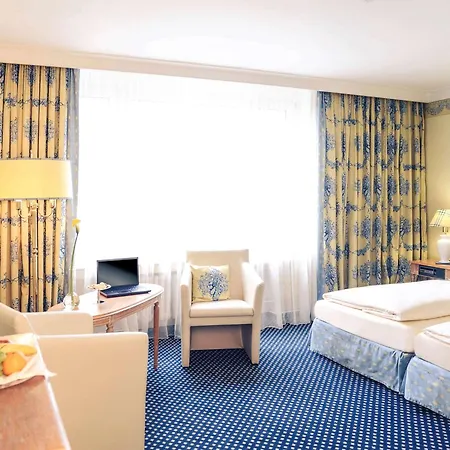 Krefelder Hof Крефельд