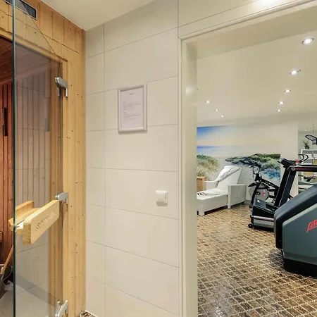 Отель Krefelder Hof 4*