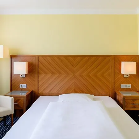 Krefelder Hof Отель 4*