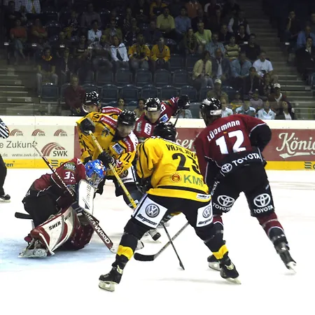 Krefelder Hof 4* Крефельд