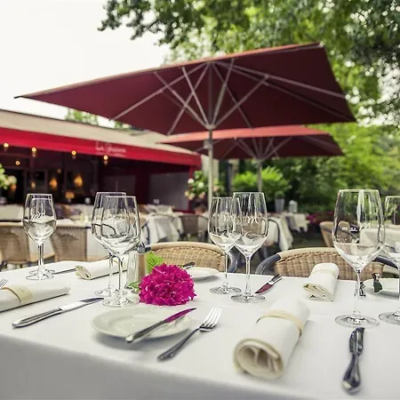 Отель Krefelder Hof 4*