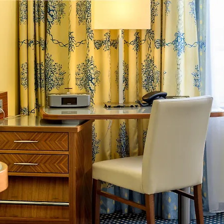 Krefelder Hof Крефельд