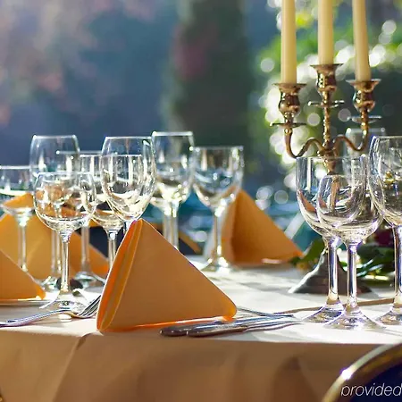 Krefelder Hof Отель